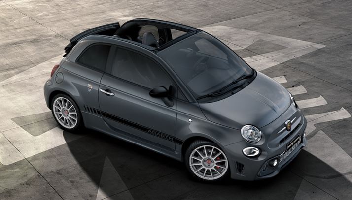 Abarth 595/695 Seitenstreifen-Set in schwarz