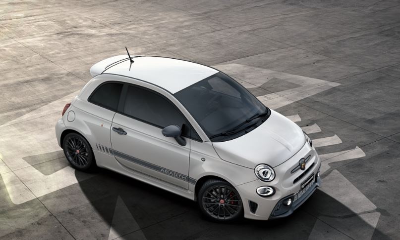 Abarth 595/695 Seitenstreifen-Set in mattgrau